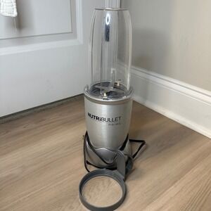 NutriBullet Prime 1000W Personal Blender Silver with cup NB-202 *tested* works!